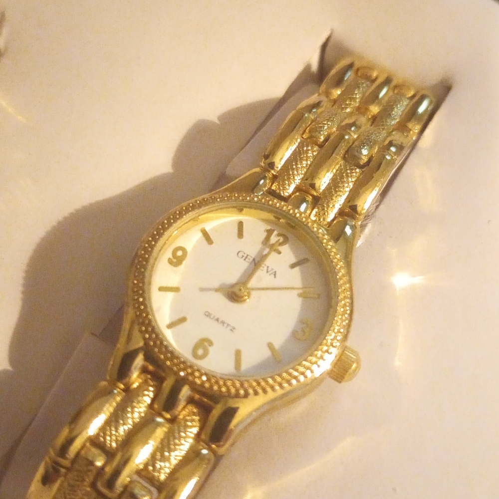 Geneva Classic Collection Watch Set - Picture 2 of 4